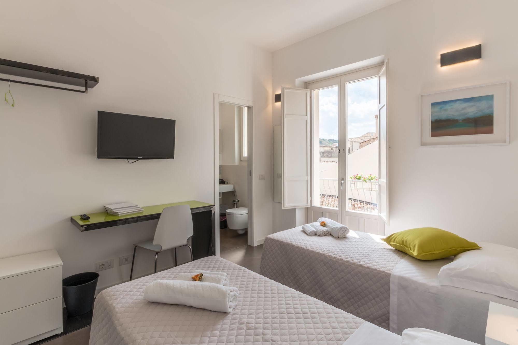 Terrazza Dei Sogni Bed and Breakfast Ragusa Eksteriør billede