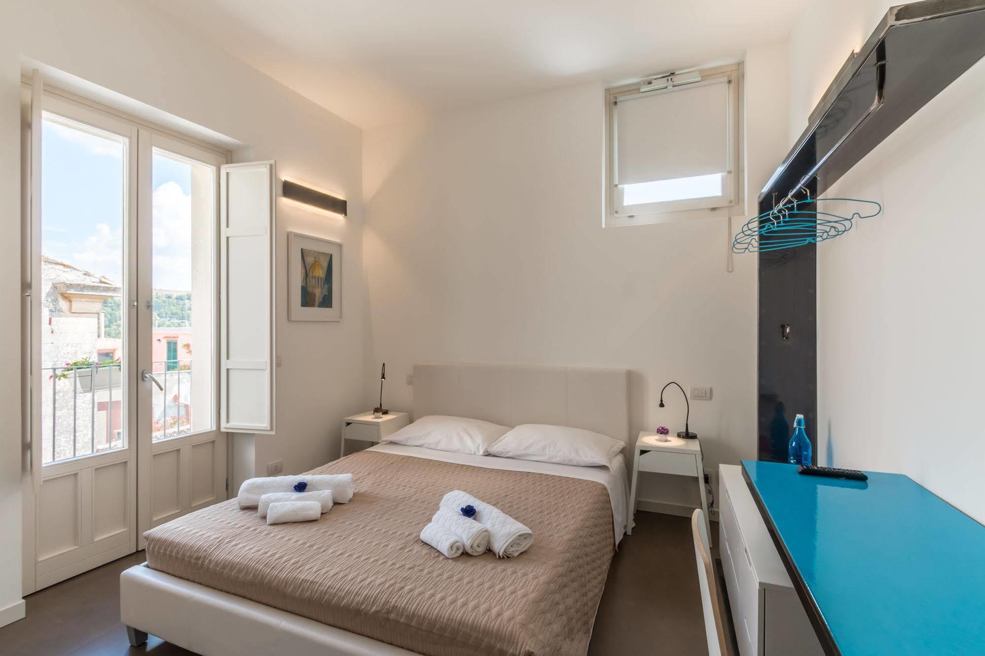 Terrazza Dei Sogni Bed and Breakfast Ragusa Eksteriør billede